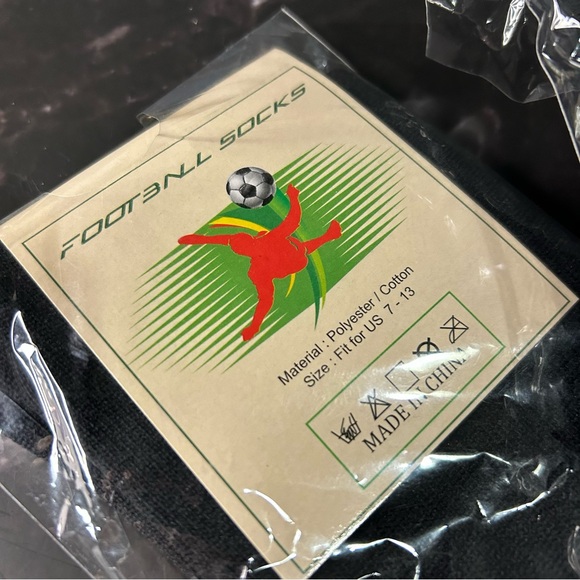 Black Men's Soccer Athletic Socks Size 7-13 - Picture 3 of 4